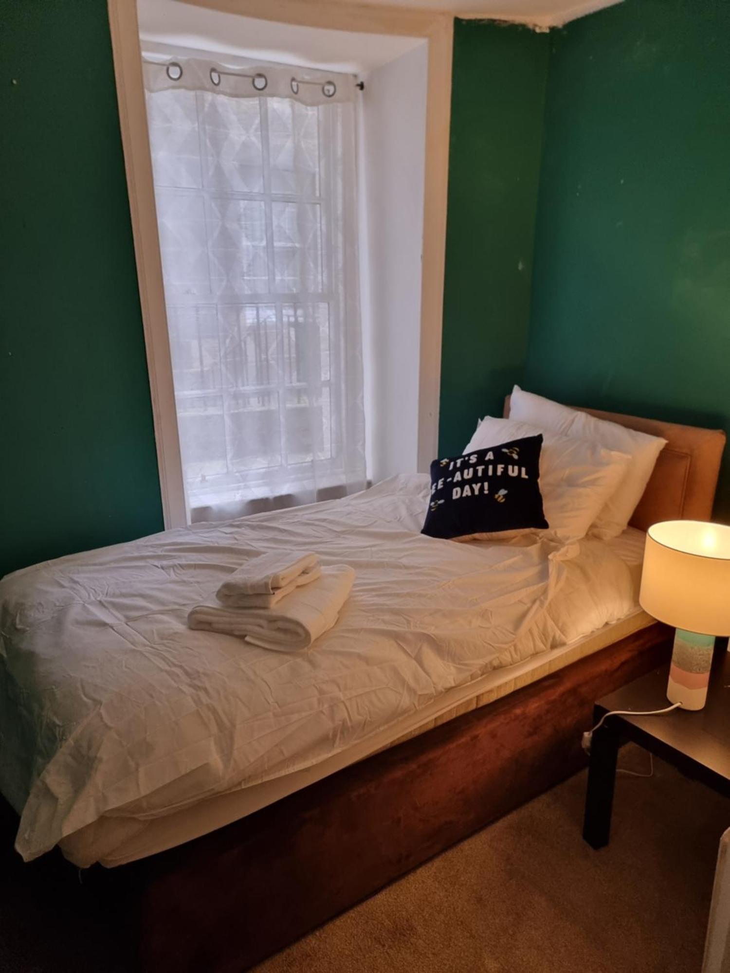 Homely 3 Bedroom In The Heart Of Central إدنبرة المظهر الخارجي الصورة